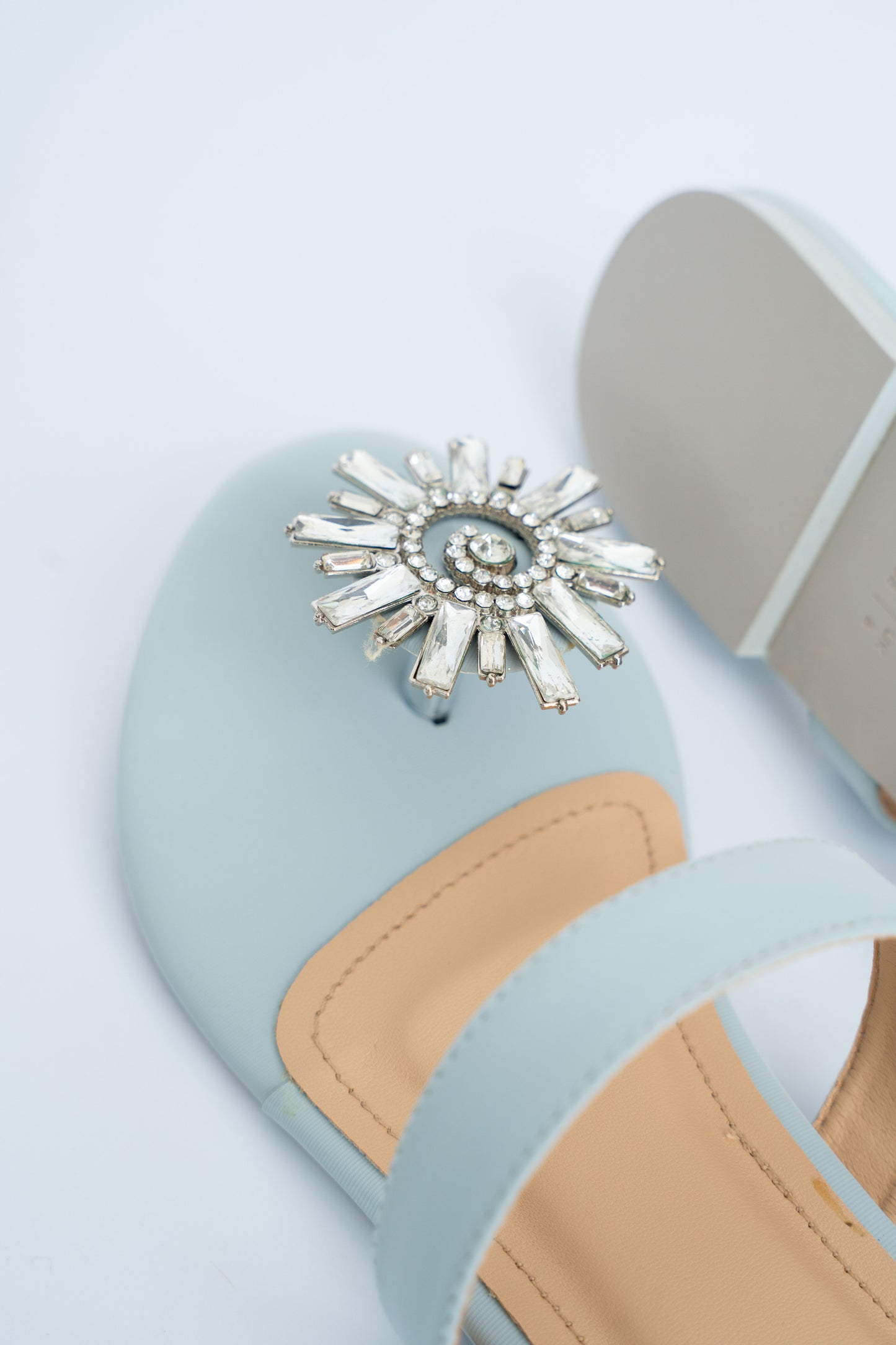 Crystal Motif Flats