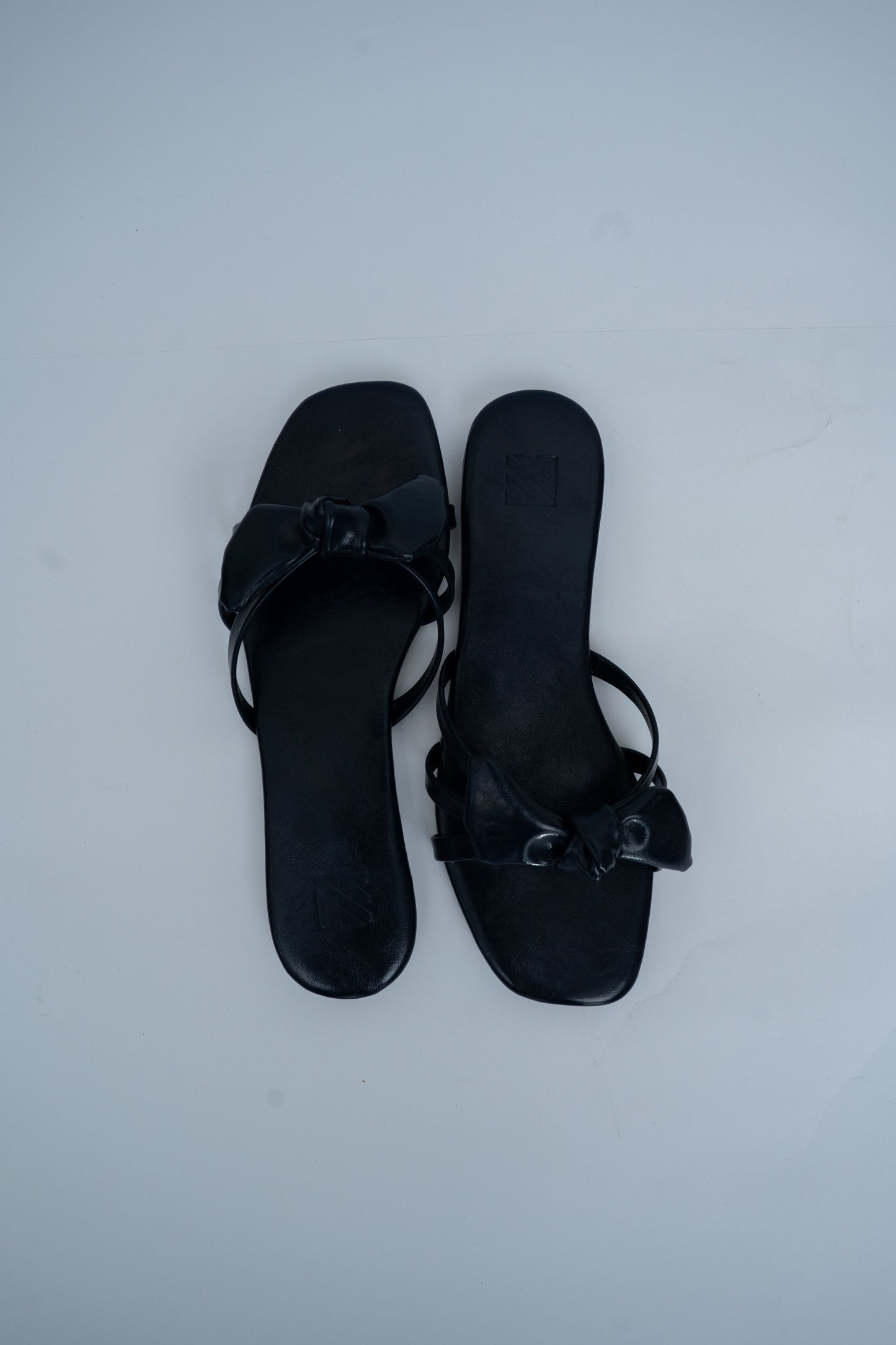 Glossy Bow flats