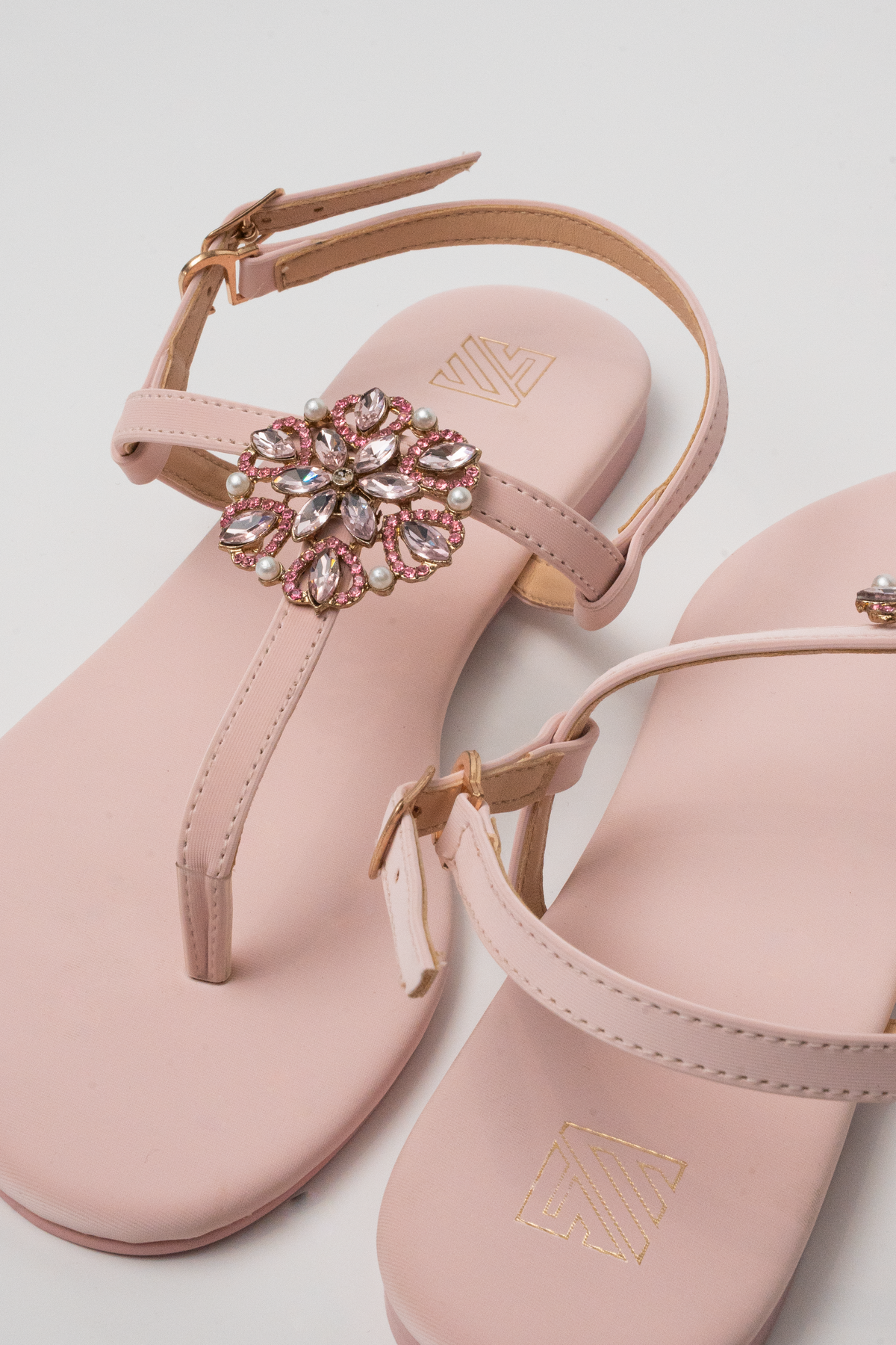 Rosy Pearl Brooch Flats